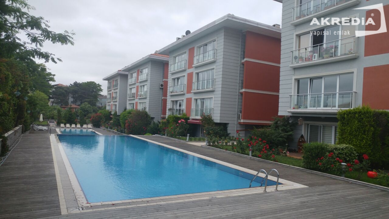 TARABYA EVLERİNDEN EŞYALI SATILIK DAİRE