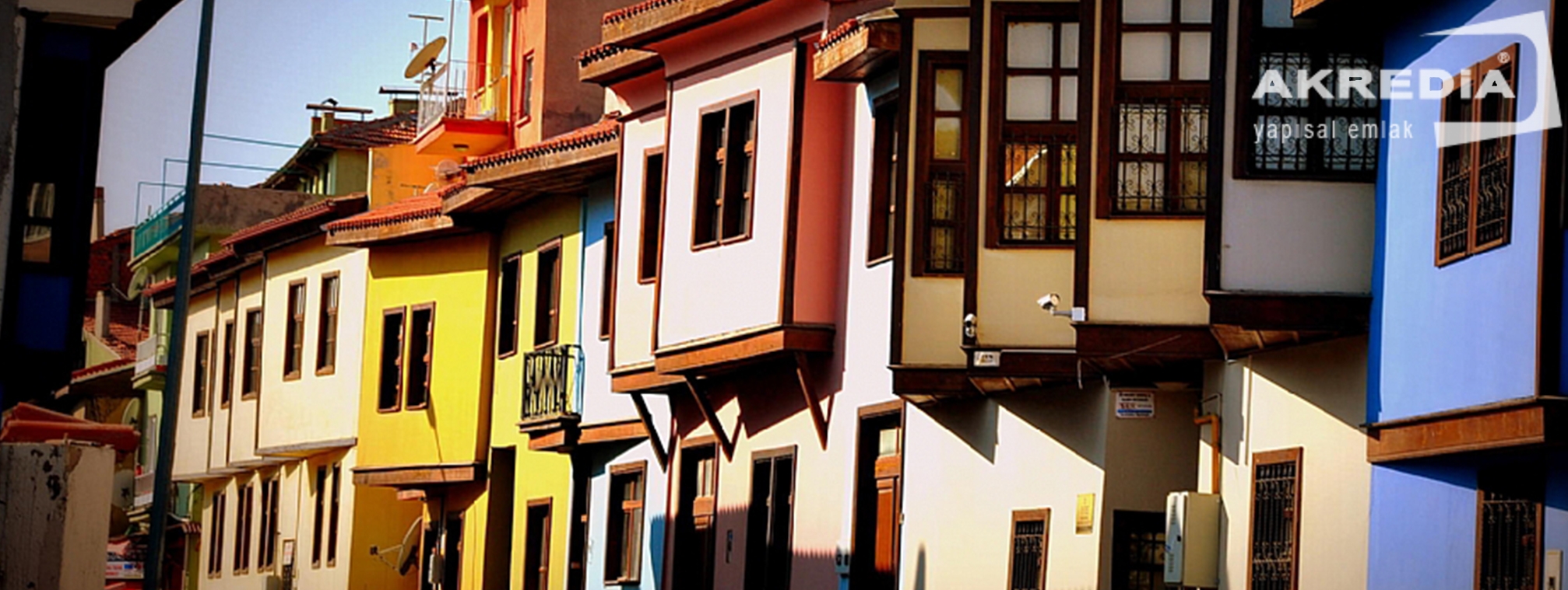 UŞAK TARİHİ EVLER